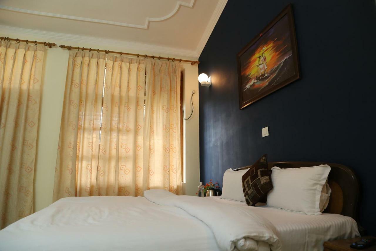 Bed and Breakfast The See Some Ришикеш Экстерьер фото